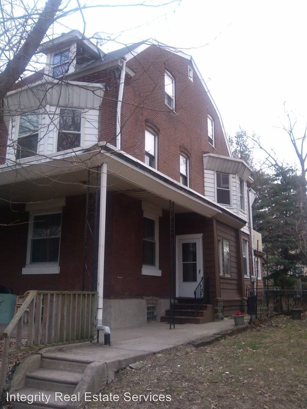 Primary Photo - 4725 Northwood St