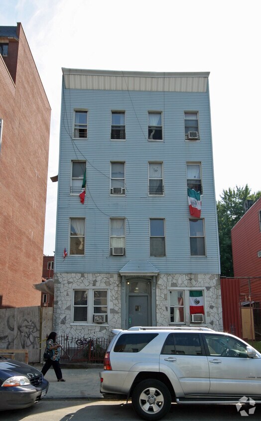 Foto principal - 204 Middleton Street