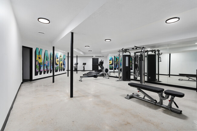 Gym - Fox Run Apartments