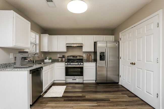 Building Photo - 3446 Waldrop Creek Trl