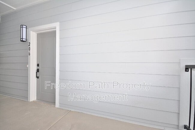 Building Photo - 6510 N Atlas Rd