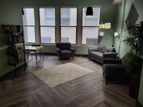 Interior Photo - Library Lofts