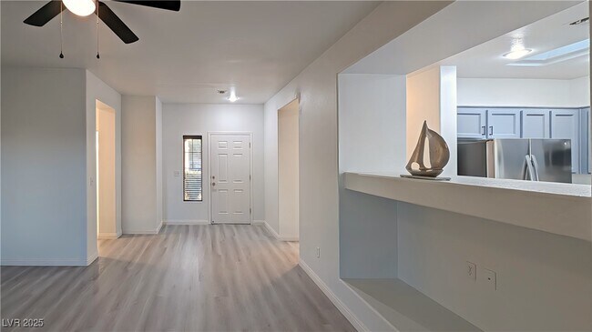 Foto del edificio - 2562 Youngtown Ave