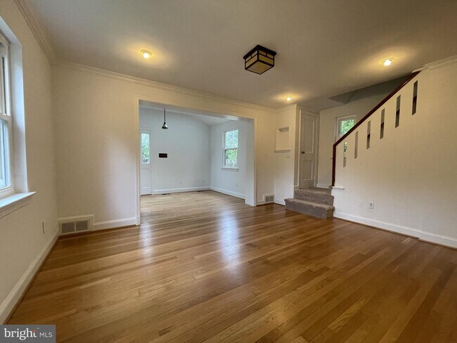 Building Photo - 5316 Ventnor Rd