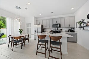 Building Photo - 1837 Lake Cove Dr