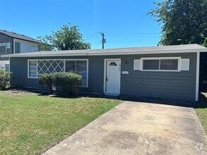 Building Photo - 8346 Campanella Dr