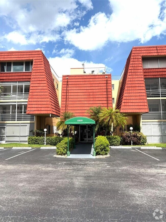 Building Photo - 22615 SW 66th Ave