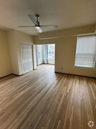 Building Photo - 6273 Delmar Blvd