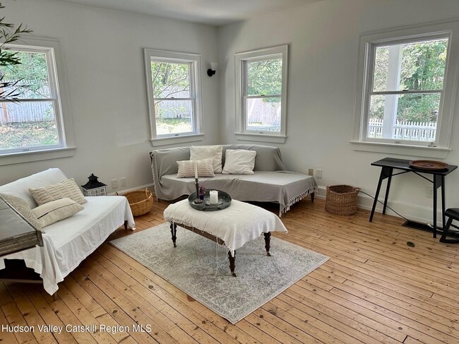 Foto del edificio - 5153 NY-9G