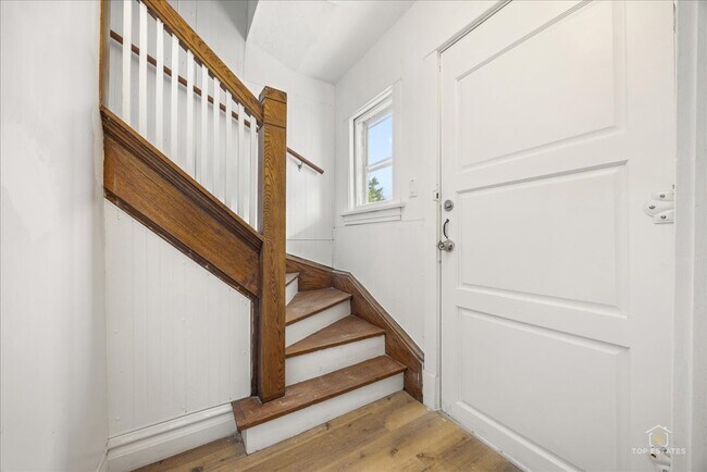 Foto del edificio - 3616 N Kedzie Ave