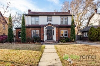 Building Photo - 429 S Terrace Dr