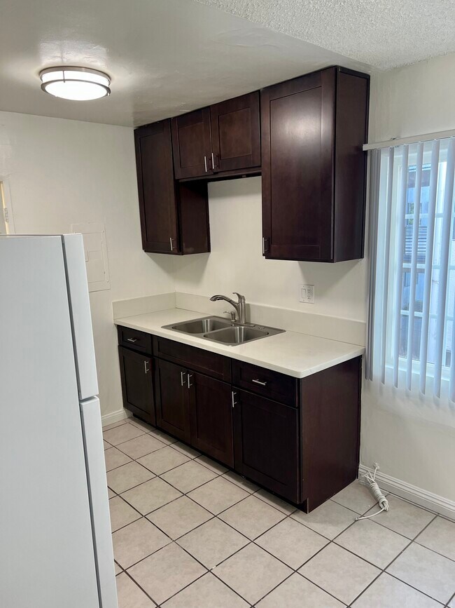 Foto del edificio - 15339 Weddington St