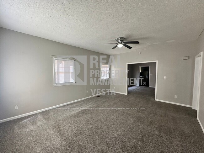 Foto del edificio - 1082 Lamont St