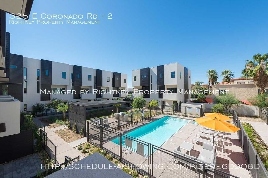 Foto principal - LUXURY UPTOWN TOWN-HOUSE!