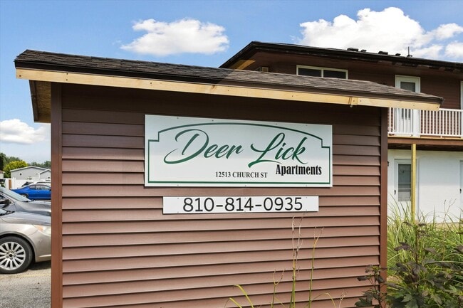 Building Photo - Deerlick Apartments