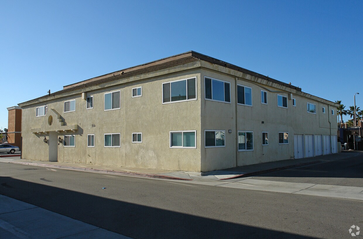 Foto del edificio - 210 Cedar St