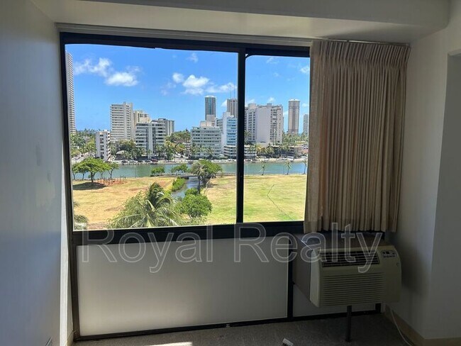 Foto del edificio - 2333 Kapiolani Blvd