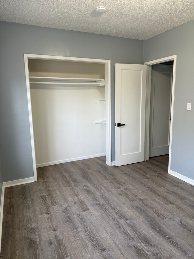 Building Photo - 11456 Albers St