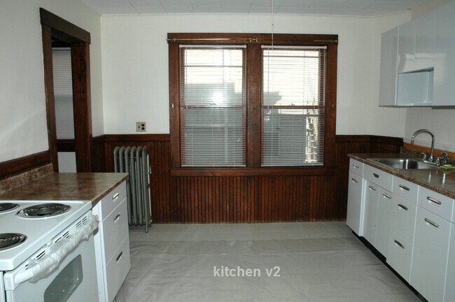 Building Photo - 37 Grant Ave