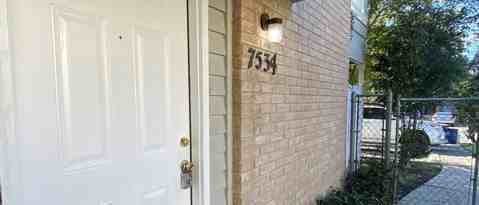 Foto del edificio - 7534 Windsor Oaks