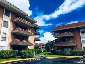 Building Photo - 17600 NW 68th Ave