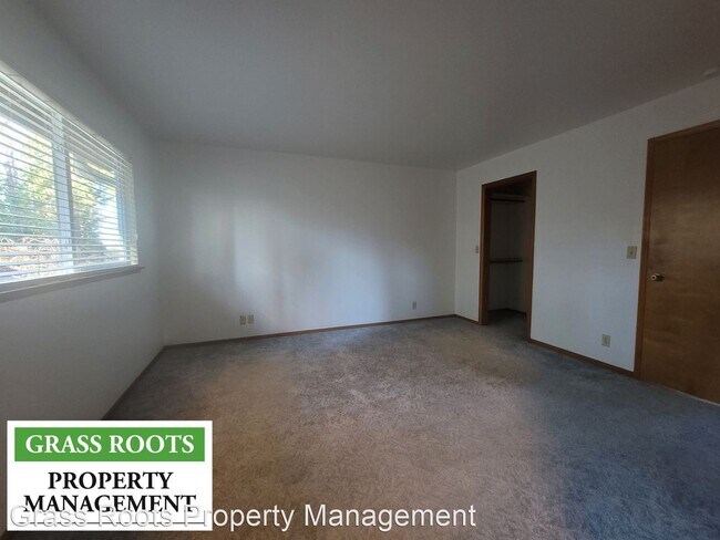 Foto del edificio - 3 br, 2 bath House - 11751 Upper Circle Dr