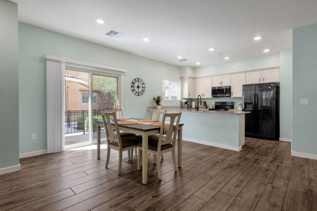 Foto del edificio - 2760 S Catherine Dr