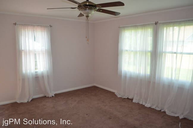 Building Photo - 3 br, 2 bath House - 1509 Jones Street