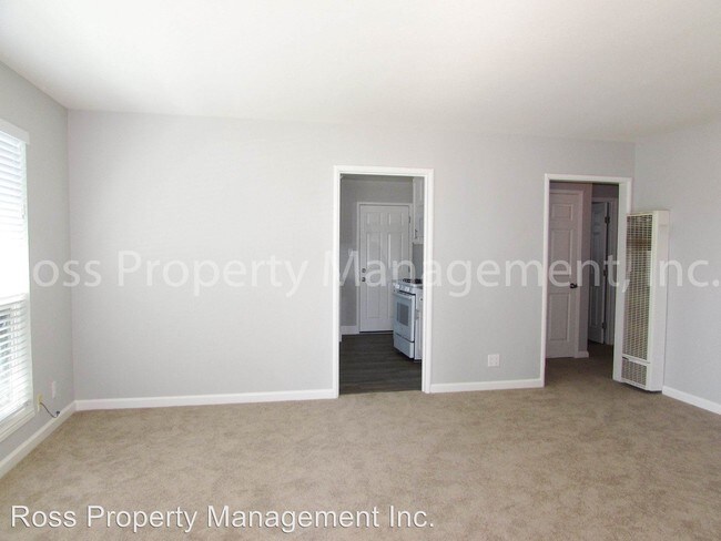Building Photo - 2 br, 1 bath Apartment - 1076 Ora Avenue