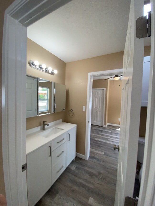 Foto del edificio - 928 Park St