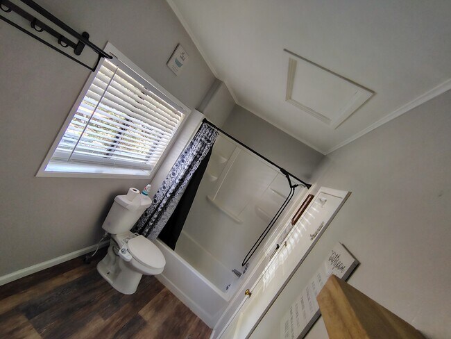 Building Photo - 267 CA-138