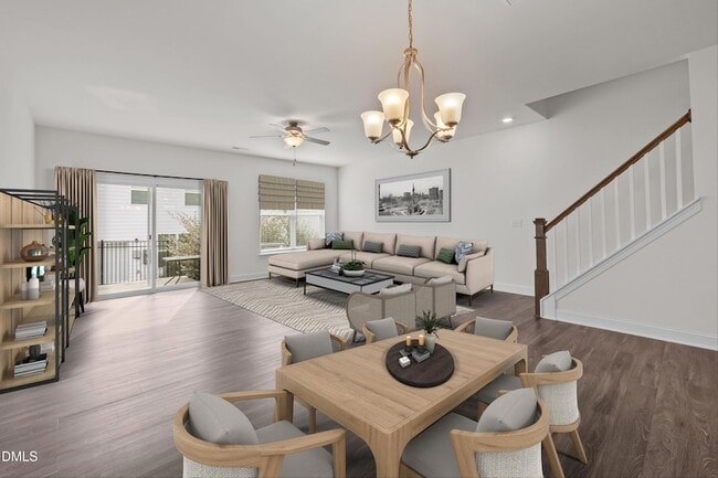 Photo - 1033 Heartstone Wy Townhome