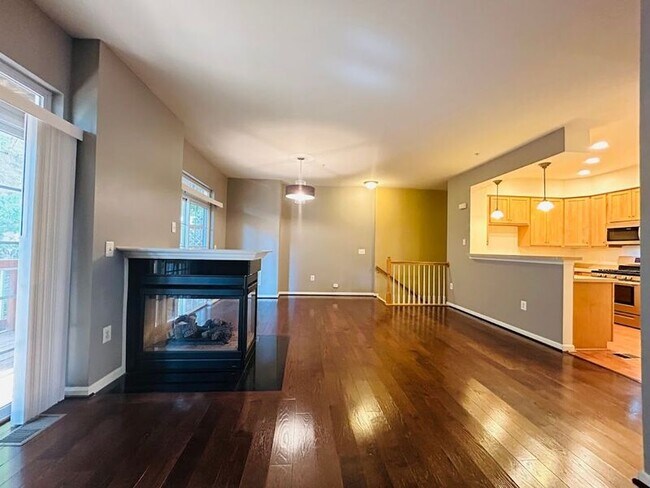 Foto del edificio - 1857 Cedar Cove Way