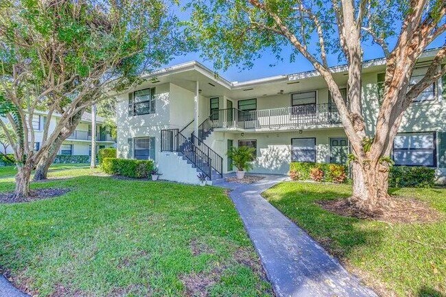 Building Photo - 1801 Sabal Ridge Ct