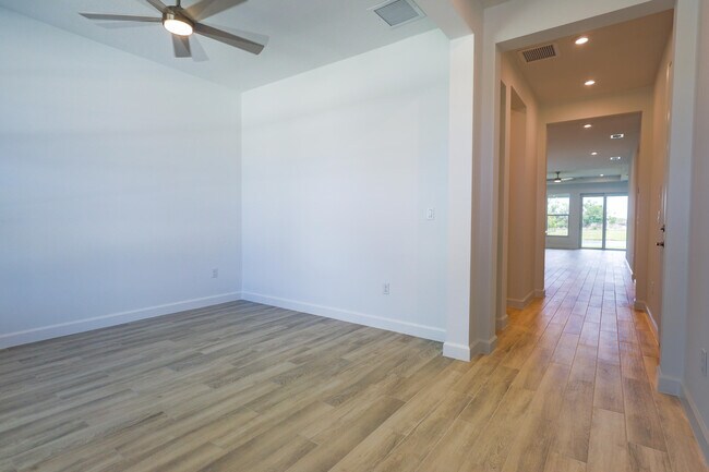 Foto del edificio - 9714 SW Indra Wy