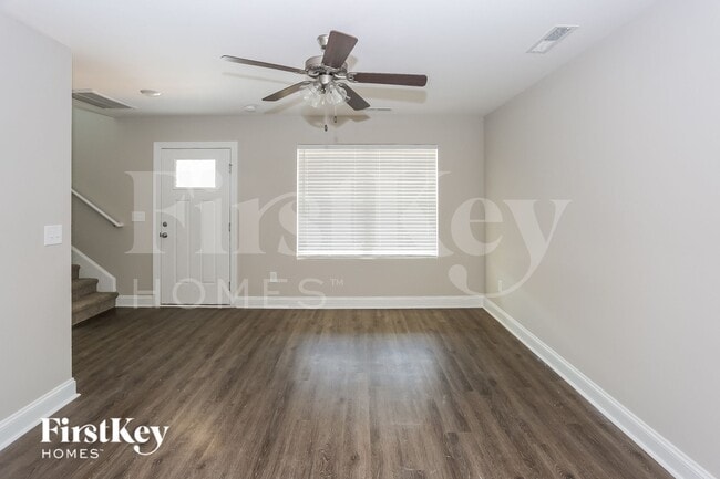 Building Photo - 2031 Samantha Dr
