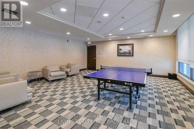 Building Photo - 208-1208 Enfield Pl