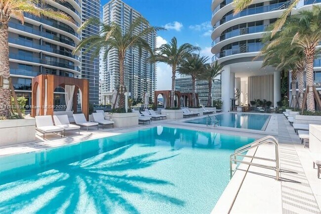 Foto del edificio - 801 S Miami Ave