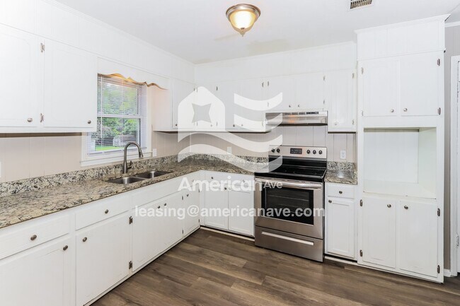 Foto del edificio - 2937 Holly Bluff Rd