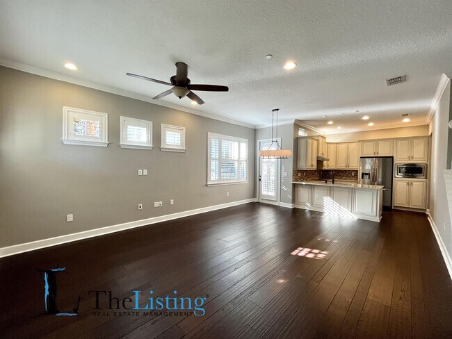 Foto del edificio - 8144 Tavistock Lakes Blvd