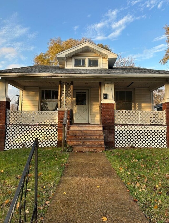 Foto principal - 1426 E Locust St