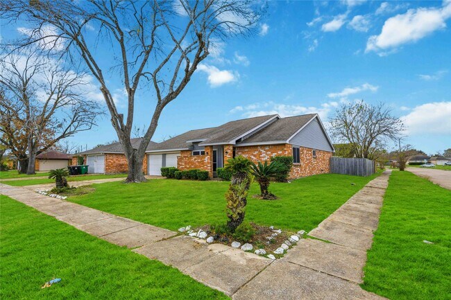 Foto del edificio - 16702 Quail Meadow Dr