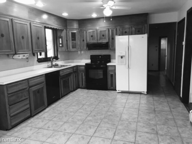 Foto del edificio - 3 br, 1 bath House - 3 Winco Road