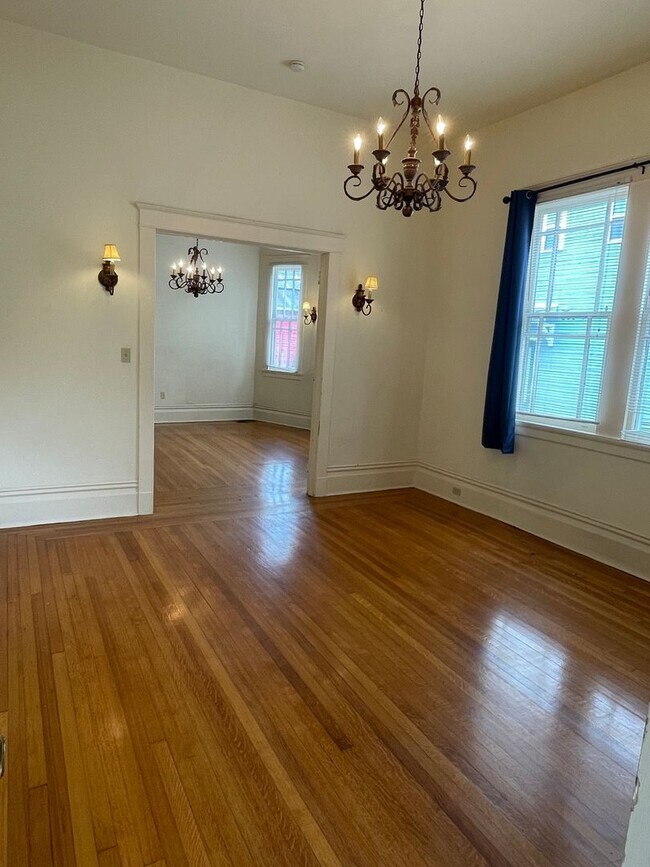 Foto del edificio - 3620-3620 Napoleon Ave