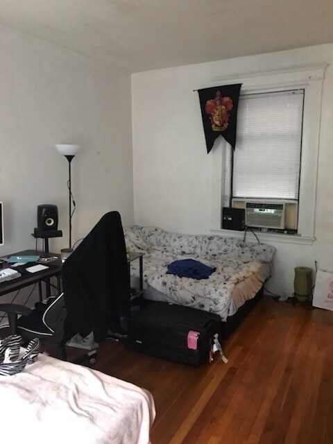 Foto del edificio - 128 Hemenway St