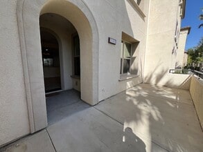 Building Photo - 20408 Paseo Cresta