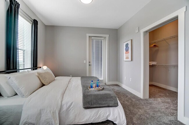 Foto del edificio - 2875 Olentangy River Rd