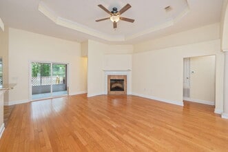 Building Photo - 618 Territory Ln