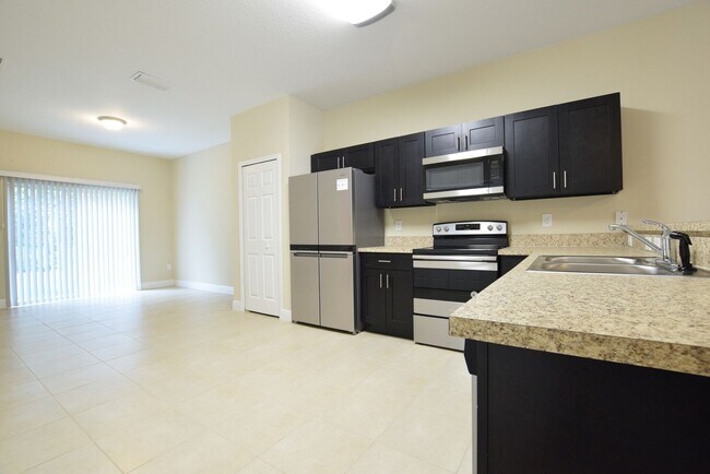 Foto del edificio - 517 Blackbird Ln
