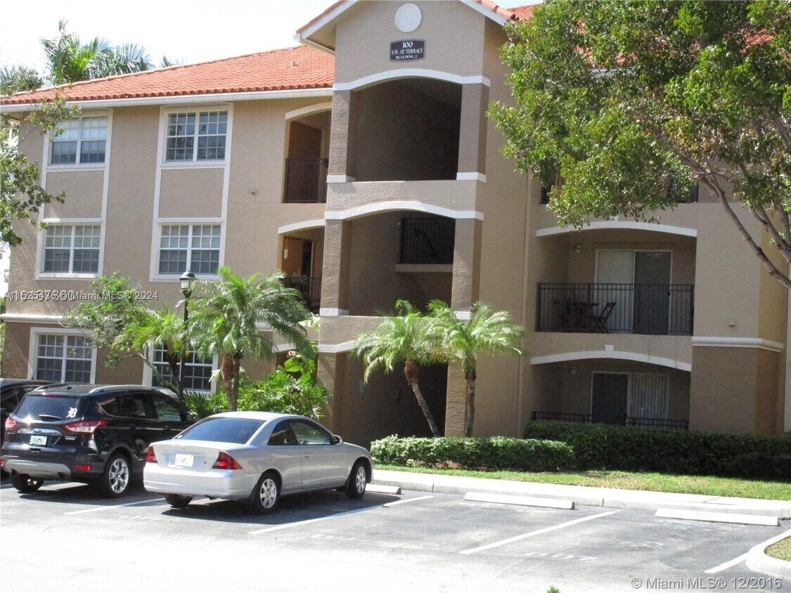 140 SW 117th Ave Unit 4303, Pembroke Pines, FL 33025 Condo for Rent